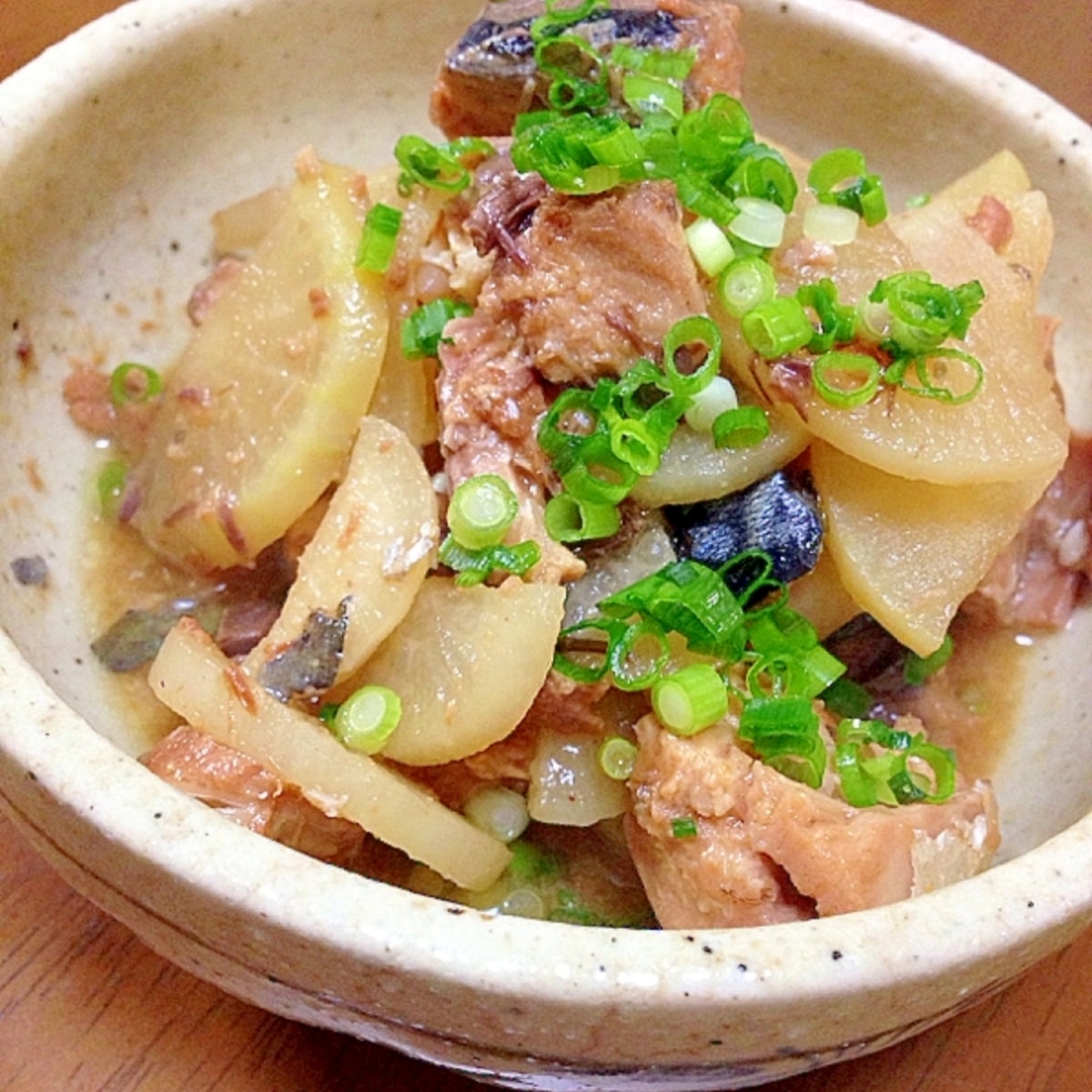 鯖の味噌煮缶と大根の煮物 レシピ 作り方 By Tukuyo93 楽天レシピ 鯖の味噌煮缶と大根の煮物 レシピ 作り方 By Tukuyo93 楽天レシピ